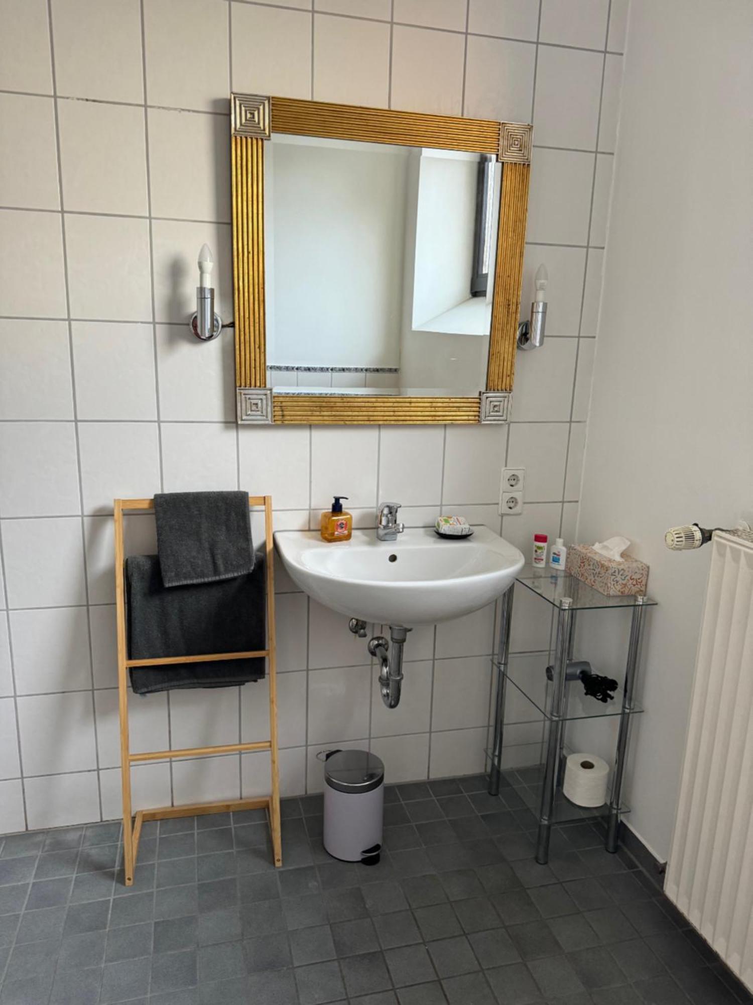 Moderne Mit Garten Apartment