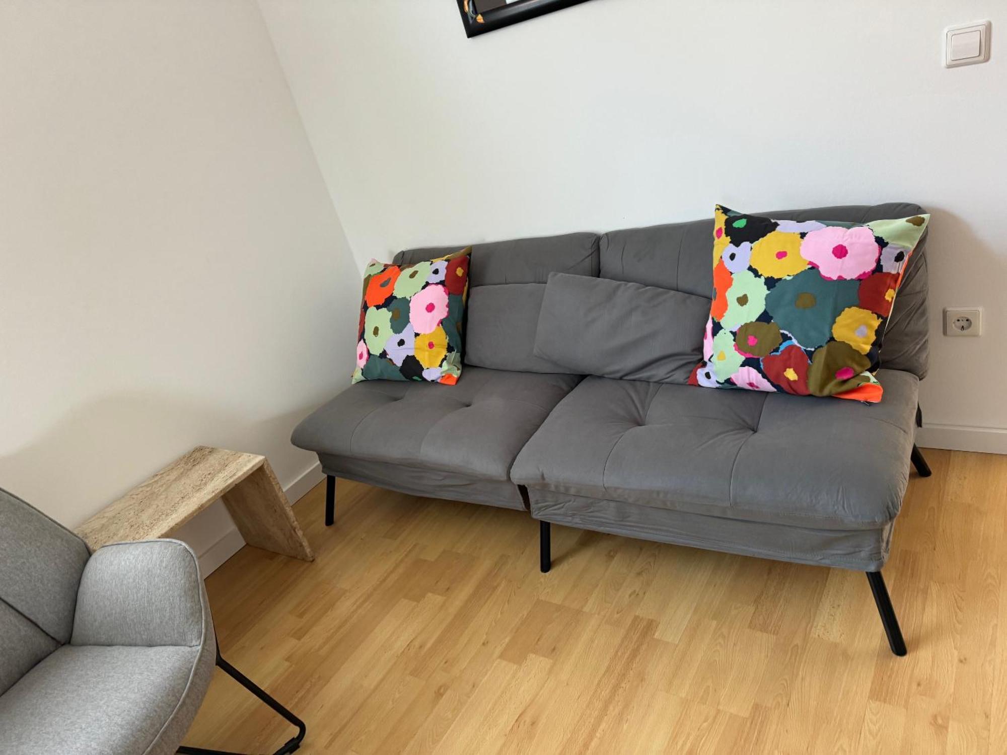 Moderne Mit Garten Apartment *